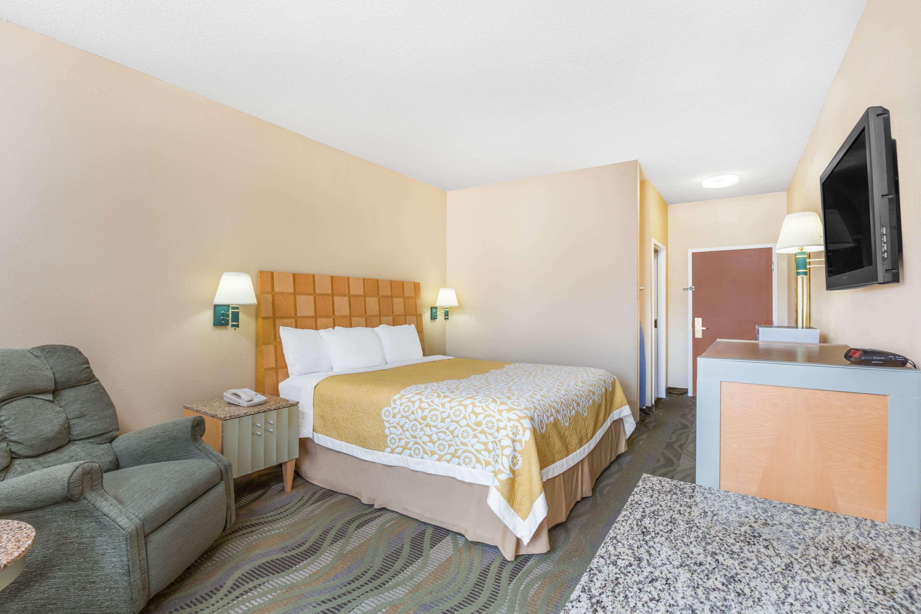 Surestay Hotel By Best Western Morganton Esterno foto