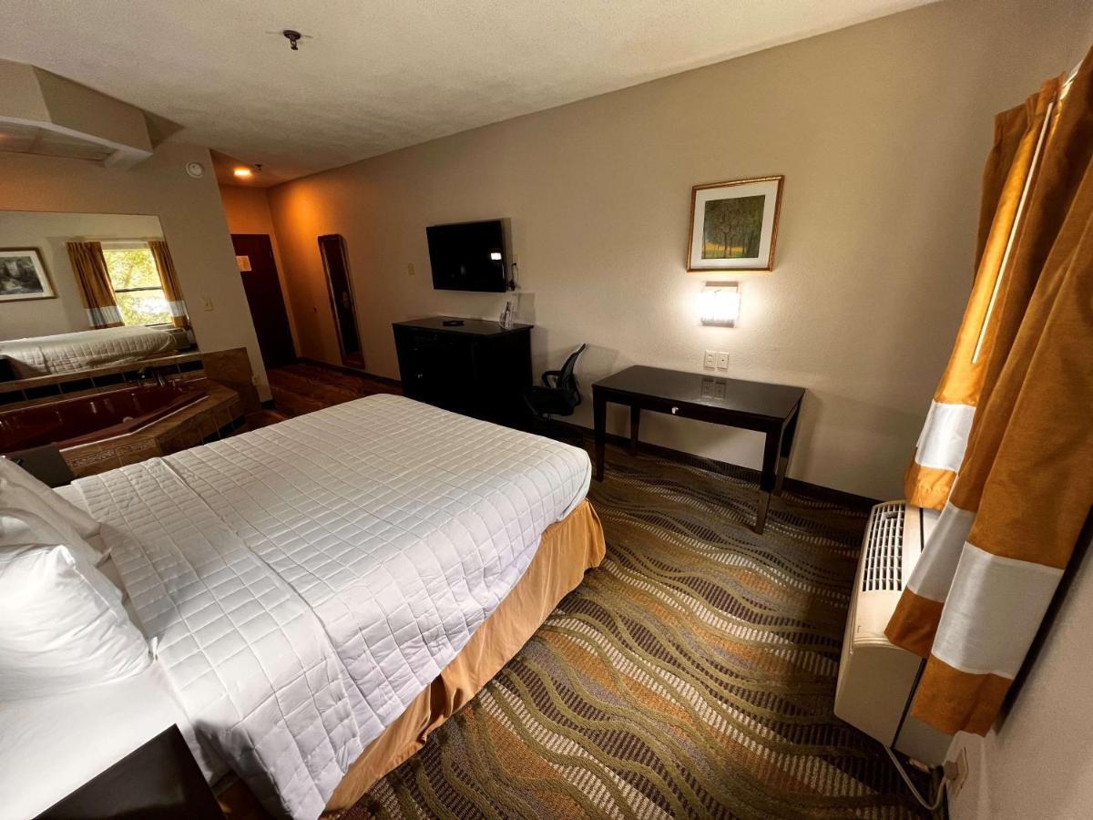 Surestay Hotel By Best Western Morganton Esterno foto